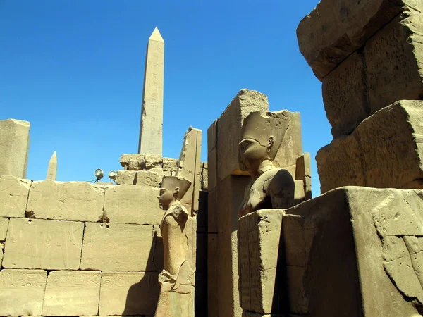 De tempel van Karnak in Luxor is de grootste tempel complex van het oude Egypte. — Stockfoto