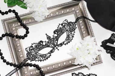 Düz Dergiler ve moda Bloglar için yatıyordu.