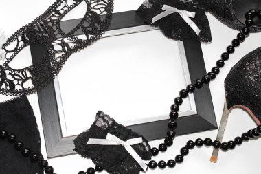 Düz Lay. Cinsel gardırop eşyaları. Fotoğraf dergiler ve kartpostallar için.