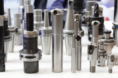 CNC makine için büyük boy frezeleme chuck. Metal.