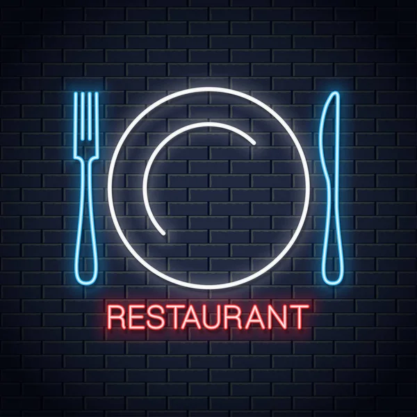 Placa con tenedor y cuchillo signo de neón. Logotipo de neón restaurante en fondo de pared — Vector de stock