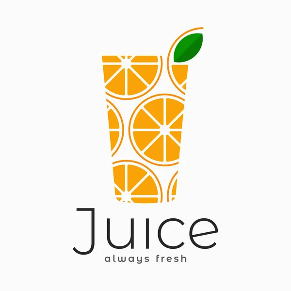 Färsk juice-logotyp. Apelsinjuice glas på vitt — Stock vektor