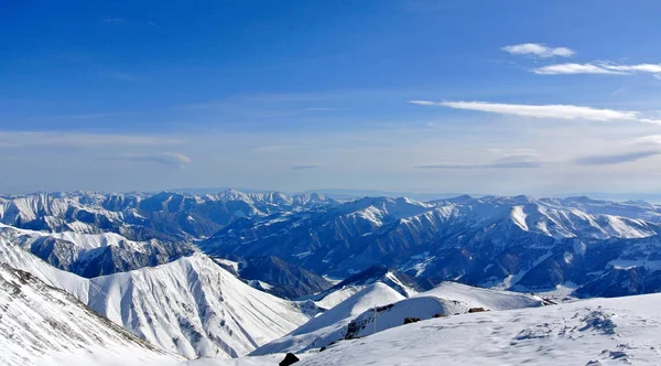 Panoramatický Výhled Zasněžené Zimní Gudauri Lyžařské Středisko Georgia — Stock fotografie