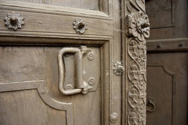 Eski Ürdün Arap tarzı kahverengi kapı detaylarını üzerinde Kapat.