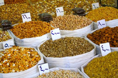 çuval kuru meyve ve fındık piyasası ile yakın çekim 