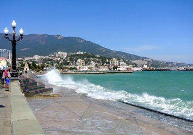 Görünümü Yalta, Crimea mimarisini ve deniz