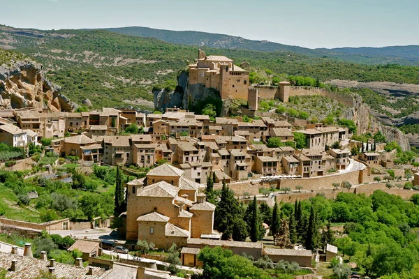 ortaçağ köyü Alquezar gündüz, İspanya  