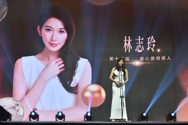 Tchajwanský Modelkou Herečkou Lin Chi Ling Navštěvuje 2018 Soucit Slavnostní — Stock fotografie