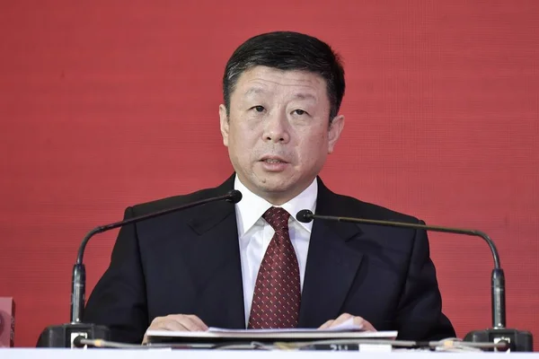 中国国家税务总局副局长孙瑞标在2018年12月20日于中国北京举行的2018年国家事务论坛上发表讲话 — 图库照片