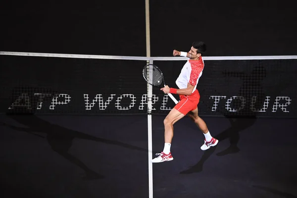 Novak Djokovic Serbii Obchodzi Pokonaniu Borna Coric Chorwacji Ich Mężczyzn — Zdjęcie stockowe