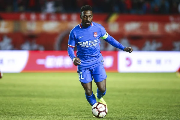 Futbolista Brasileño Fernandinho Henrique Chongqing Swm Gotea Contra Changchun Yatai — Foto de Stock