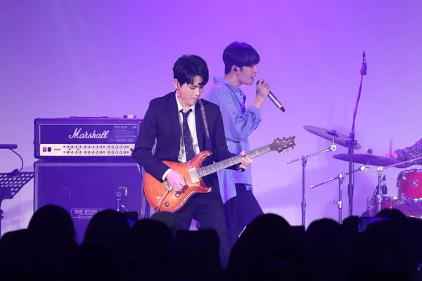 Mitglieder Der Südkoreanischen Band South Club Treten Während Des Taiwan — Stockfoto