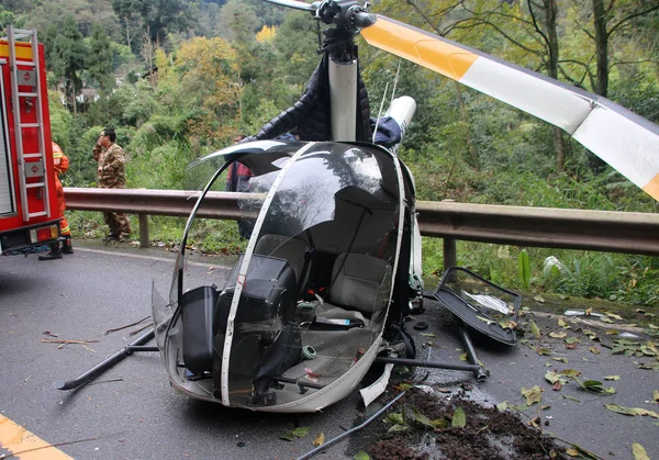 View Accident Site Sightseeing Helicopter Crashed Road Mount Emei Emei — 图库照片