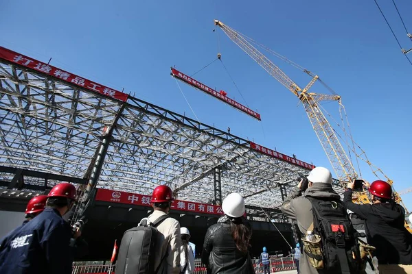 Utsikt Över Byggarbetsplatsen Huvudstrukturen För Qinghe Station Beijing Zhangjiakou Höghastighetsjärnvägen — Stockfoto