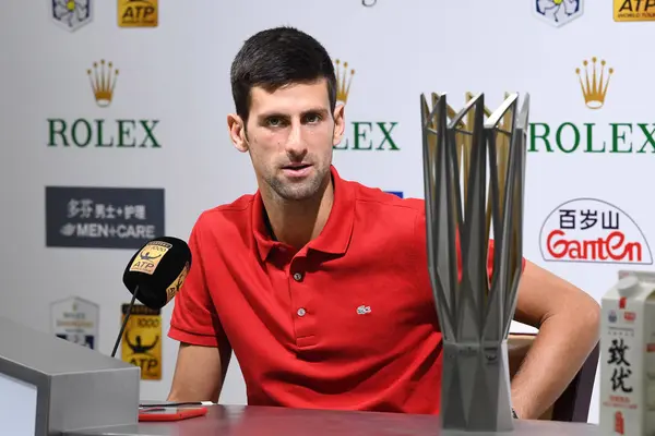 Novak Djokovic Serbie Assiste Une Conférence Presse Après Avoir Battu — Photo