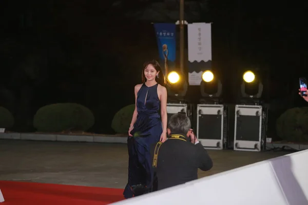 South Korean Actress Kim Hyun Poses She Arrives Red Carpet — Stock Photo, Image