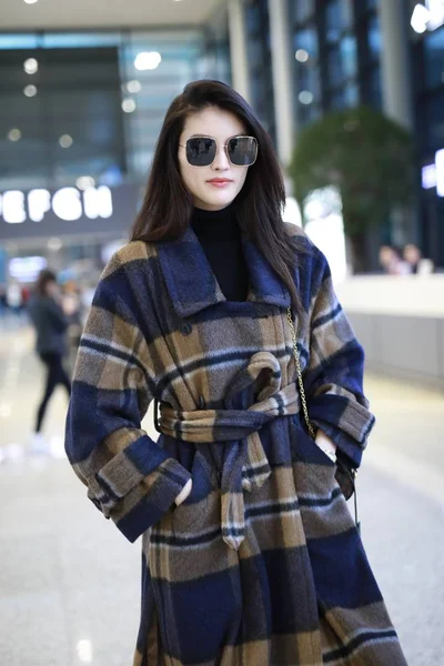 Chinese Supermodel Hij Sui Arriveert Bij Shanghai Hongqiao International Airport — Stockfoto