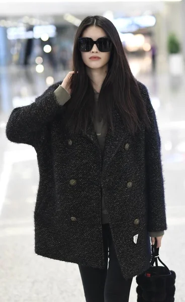 Chinese Model Sui Pictured Arriving Shanghai Hongqiao International Airport Shanghai — 스톡 사진