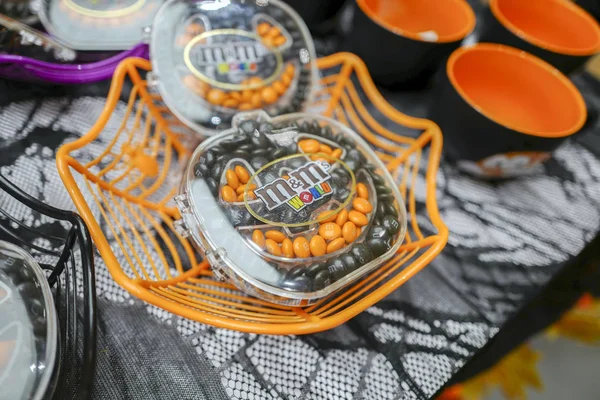 Halloween Tema Dekorationer Och Produkter Ses World Flagship Store Shanghai — Stockfoto