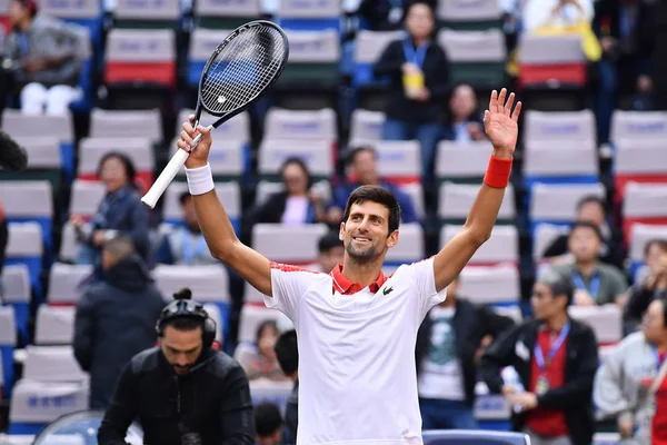 Novak Djokovic Szerb Ünnepli Miután Marco Cecchinato Olaszország Legyőzte Férfi — Stock Fotó