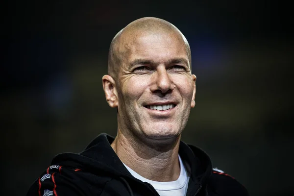 Superstar Dan Pelatih Sepak Bola Prancis Zinedine Zidane Menghadiri Pertandingan — Stok Foto