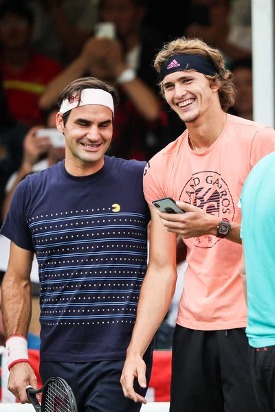 Estrella Suiza Del Tenis Roger Federer Izquierda Jugador Alemán Tenis —  Fotos de Stock