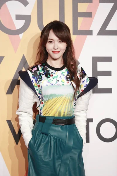 Chinese Actress Tiffany Tang Tang Yan Arrives Louis Vuitton Volez — 图库照片