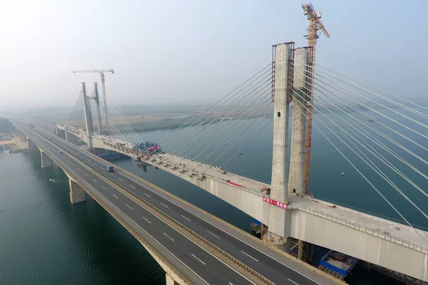 Luchtfoto Van Brug Van Hanjiang Van Menghua Spoorlijn Binnen Mongolië — Stockfoto