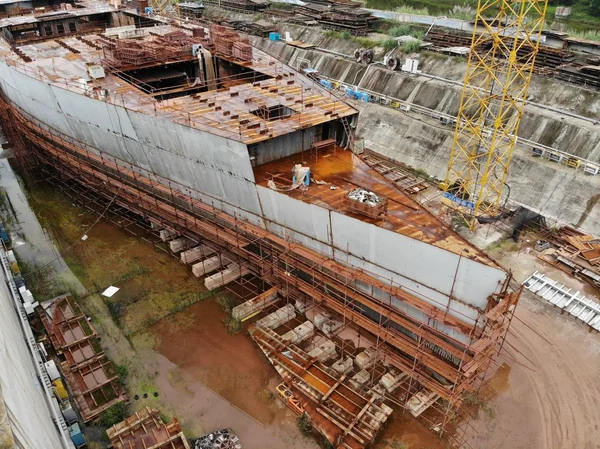 Uma Réplica Grande Escala Navio Passageiros Titanic Está Construção Condado — Fotografia de Stock