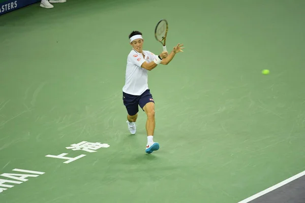 Kei Nishikori Van Japan Keert Terug Een Schot Naar Yibing — Stockfoto