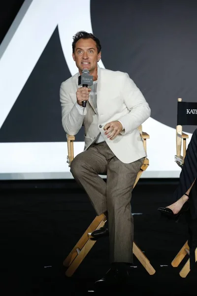Englischer Schauspieler Jude Law Bei Einer Pressekonferenz Zum Film Fantastische — Stockfoto