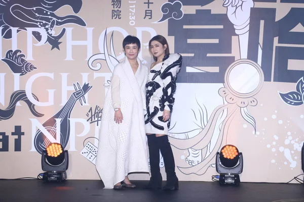 Selina Droite Groupe Filles Taïwanaises Pose Lors Événement Promotionnel Pour — Photo