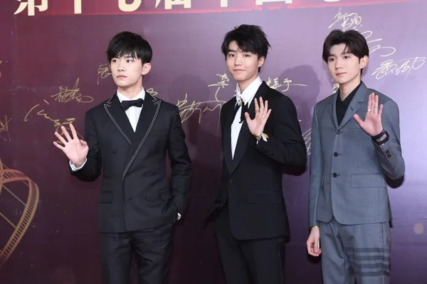 Desde Izquierda Jackson Yee Yangqianxi Karry Wang Wang Junkai Roy —  Fotos de Stock