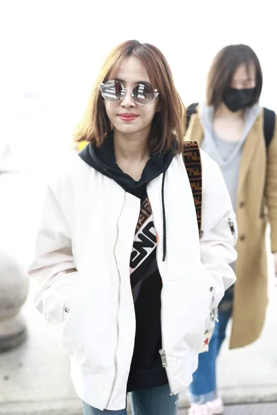 Cantante Taiwanese Jolin Tsai Arriva All Aeroporto Internazionale Shanghai Hongqiao — Foto Stock