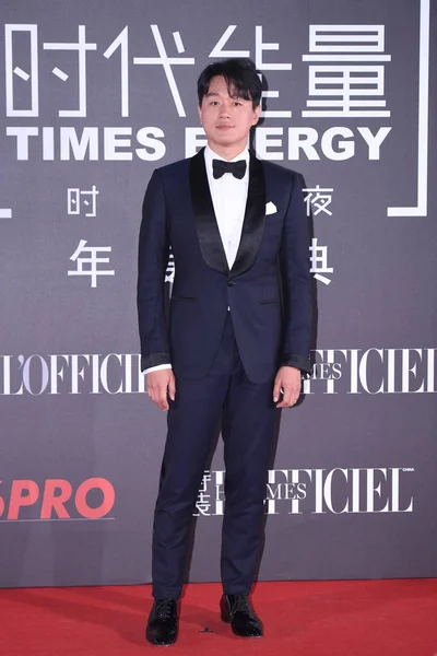 2018年10月25日 中国演员童大伟在中国北京举行的 2018年 述能时装之夜红地毯上 — 图库照片
