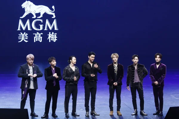 Membros Grupo Masculino Sul Coreano Super Junior Participam Apresentação Seu — Fotografia de Stock