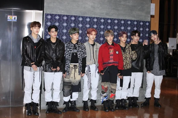 Members South Korean Boy Group Ateez Arrive Episode Pop Chart — Stock Photo, Image