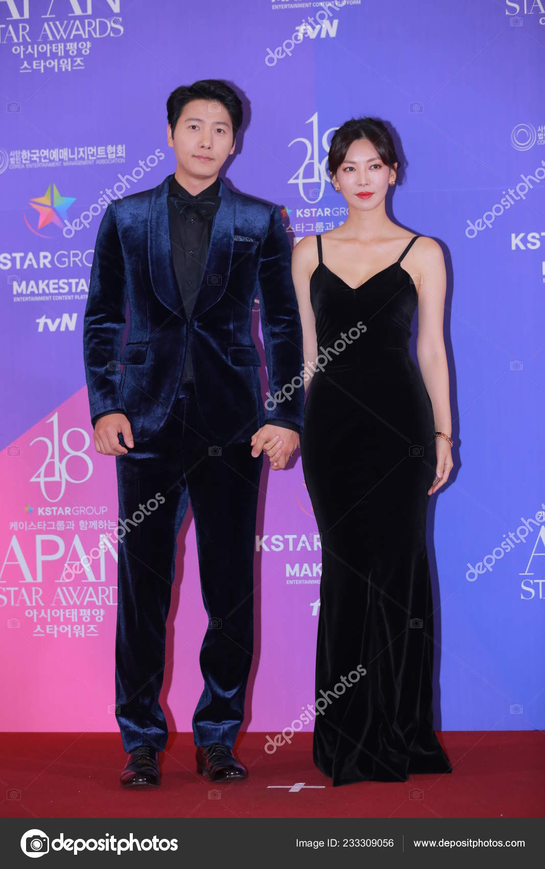 South Korean Actress Kim Yeon Right Her Actor Husband Lee – Stock Editorial  Photo © ChinaImages #233309056