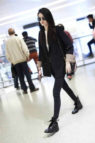 Supermodelul Chinez Sui Este Fotografiat Într Aeroport Din Shanghai China — Fotografie, imagine de stoc