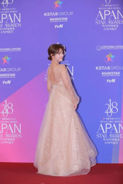 Actrice Sud Coréenne Nam Pose Alors Elle Arrive Sur Tapis — Photo