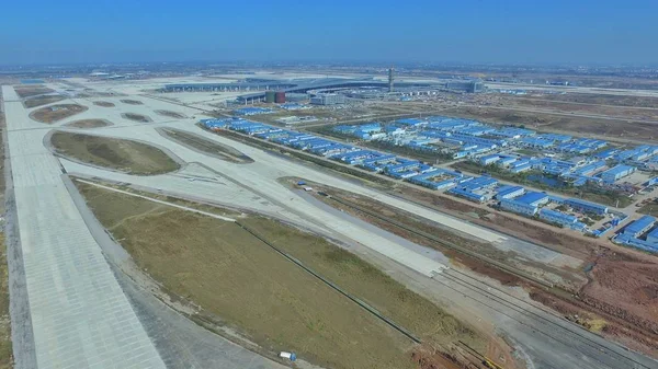 Een Luchtfoto Van Qingdao Jiaodong International Airport Aanbouw Jiaozhou Rand — Stockfoto