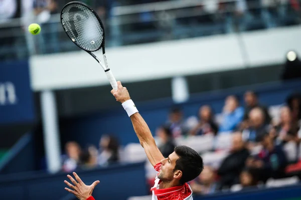 Novak Djokovic Aus Serbien Gibt Einen Schuss Gegen Alexander Zverev — Stockfoto