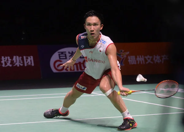 Kento Momota Japan Spelar Ett Skott Till Chou Tien Chen — Stockfoto