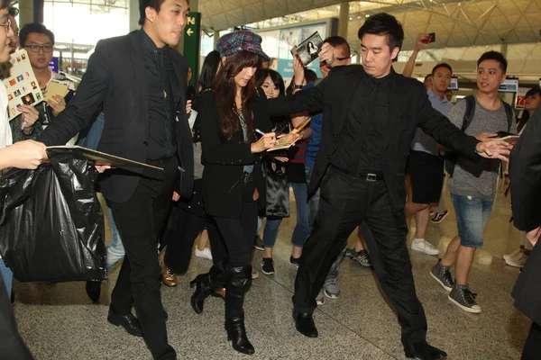 Cantor Japonês Shizuka Kudo Retratado Antes Partida Aeroporto Internacional Hong — Fotografia de Stock