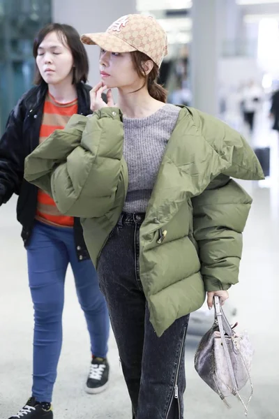 Taiwanees Zangeres Jolin Tsai Arriveert Bij Shanghai Hongqiao International Airport — Stockfoto