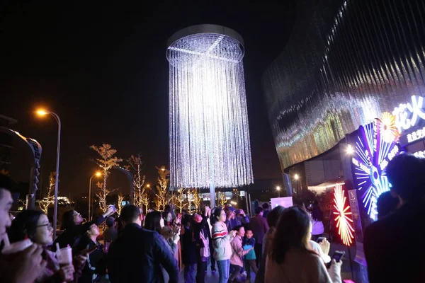 Vista Obras Arte Iluminadas Exposição Durante Light Shadow Shanghai 2018 — Fotografia de Stock