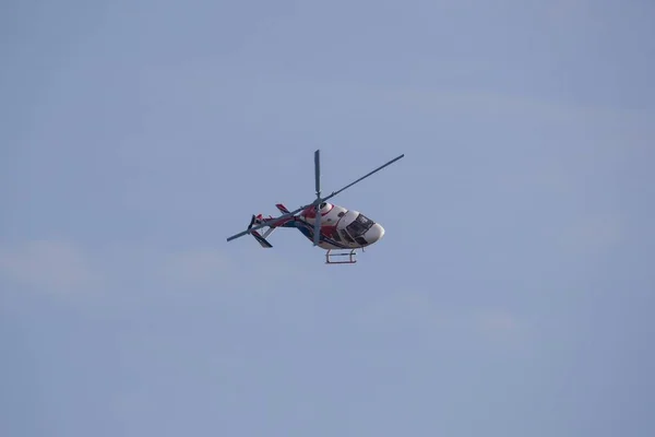 Helicóptero Kazan Ansat Fabricado Rússia Pela Kazan Helicopters Realiza Durante — Fotografia de Stock