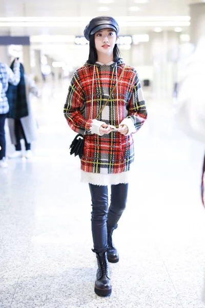 Китайська Актриса Цзин Тянь Зображений Міжнародного Аеропорту Шанхай Хунцяо Шанхаї — стокове фото