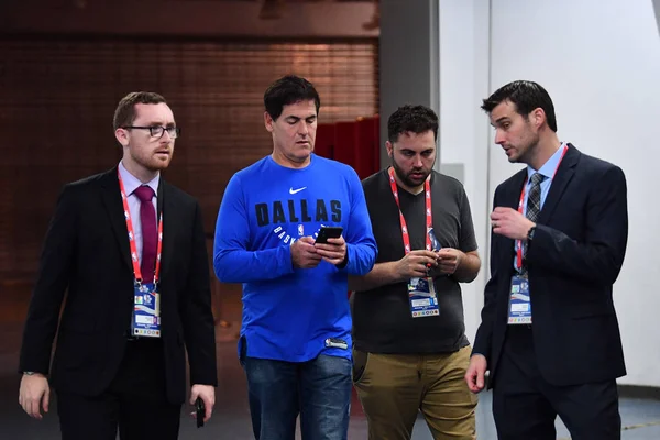 Mark Cuban Propietario Dallas Mavericks Llega Mercedes Arena Antes Del —  Fotos de Stock