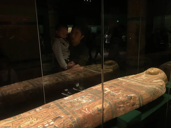 Mumie Zlatou Maskou Starověkého Egypta Displeji Během Výstavy Hubei Zemském — Stock fotografie